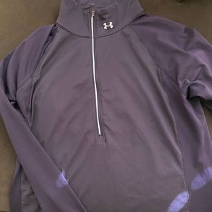 Used Under Armour Women’s Pullover